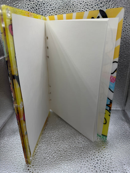 HK FAMILY SHAKER NOTEBOOK