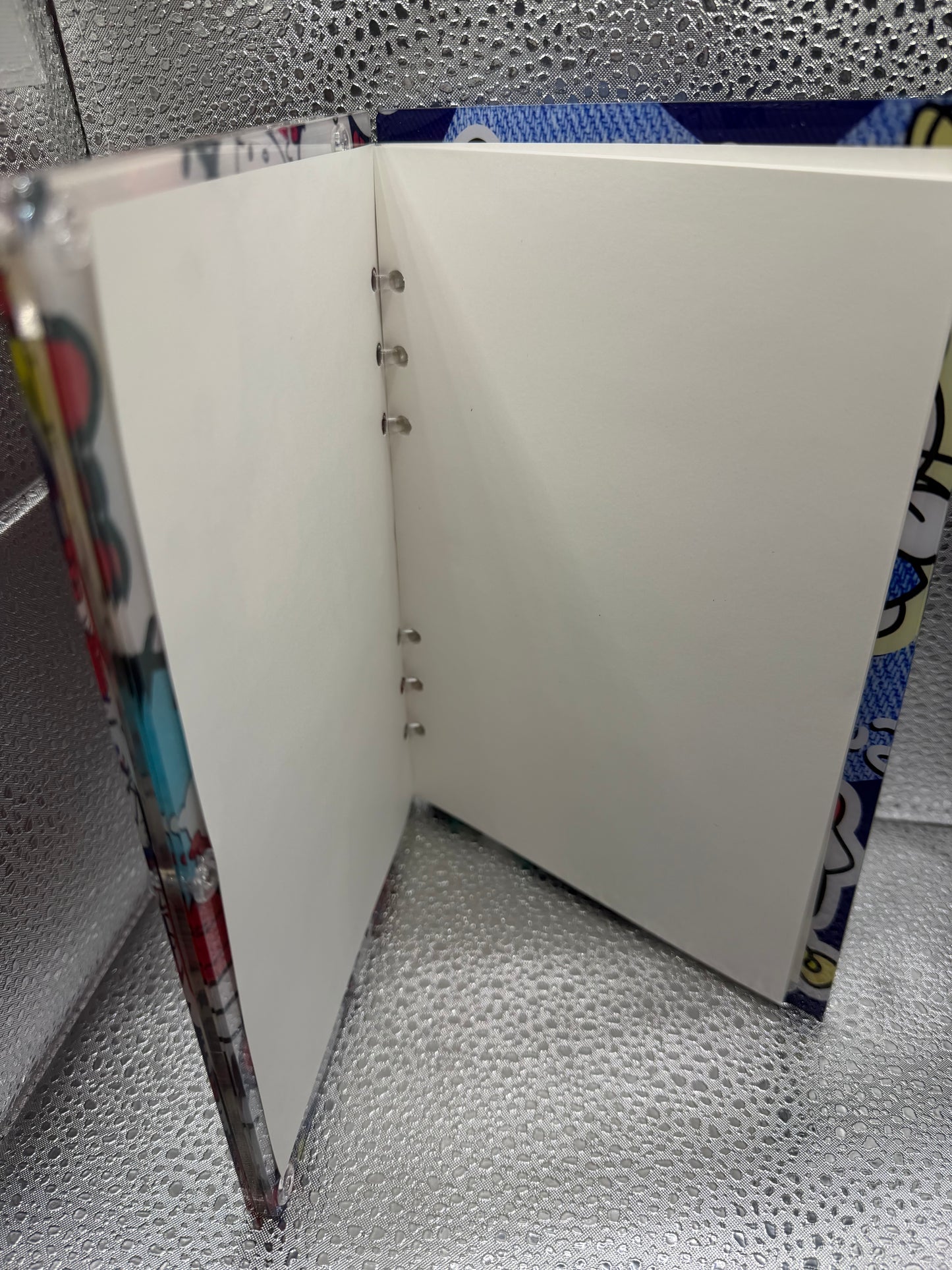 HK VACATION SHAKER NOTEBOOK